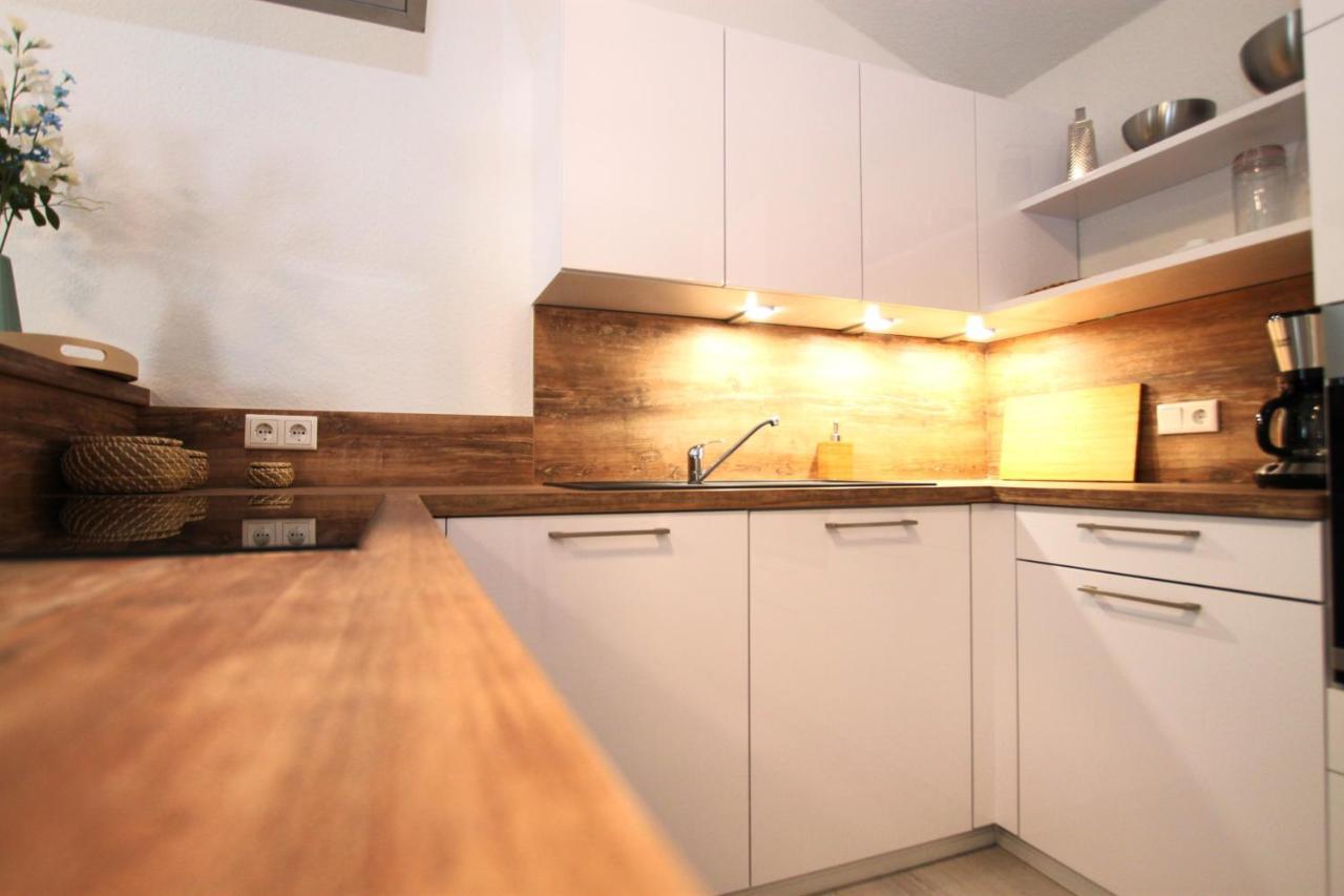 Apartment Meerzeit Mit Terrasse Хузум Экстерьер фото